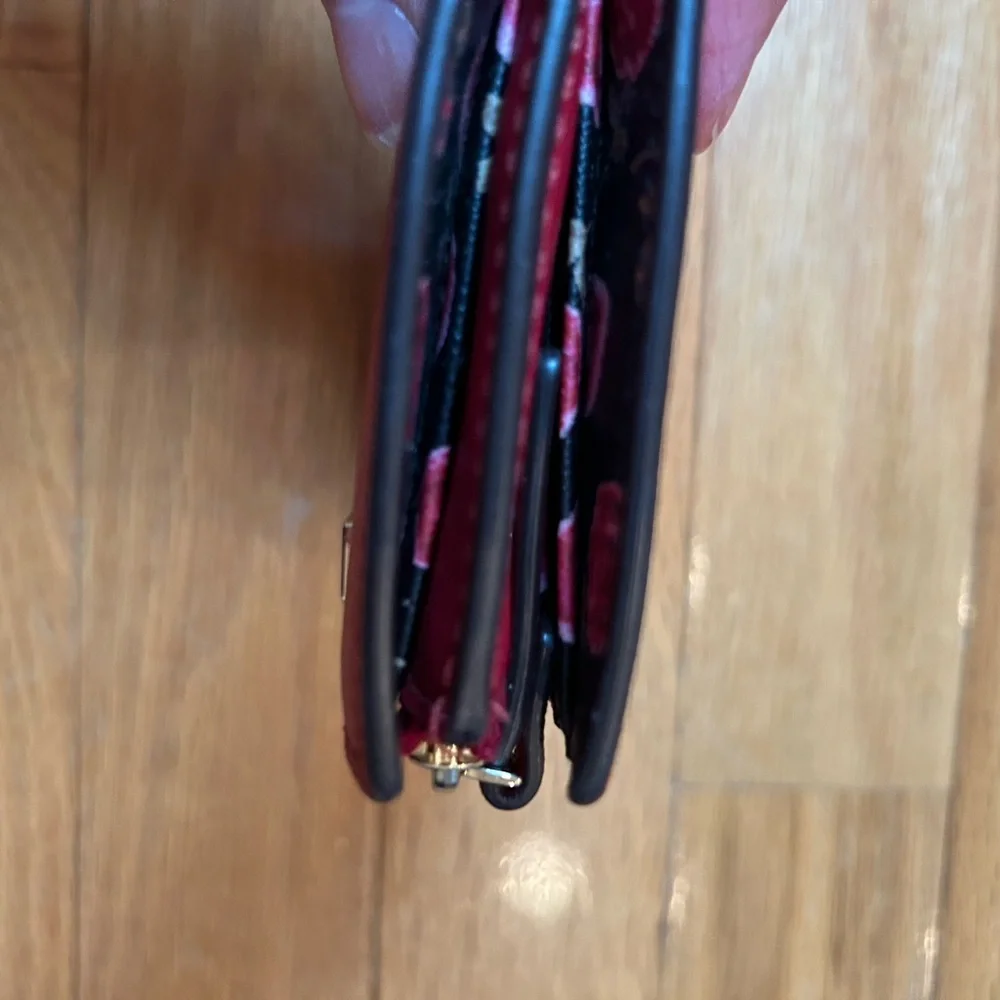Kate Spade Red Wallet Chic and Functional NWOT - Picture 4 of 10